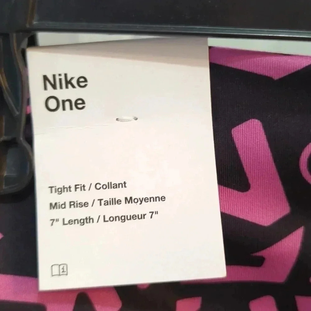 NIKE one women's biker shorts - Picture 6 of 10